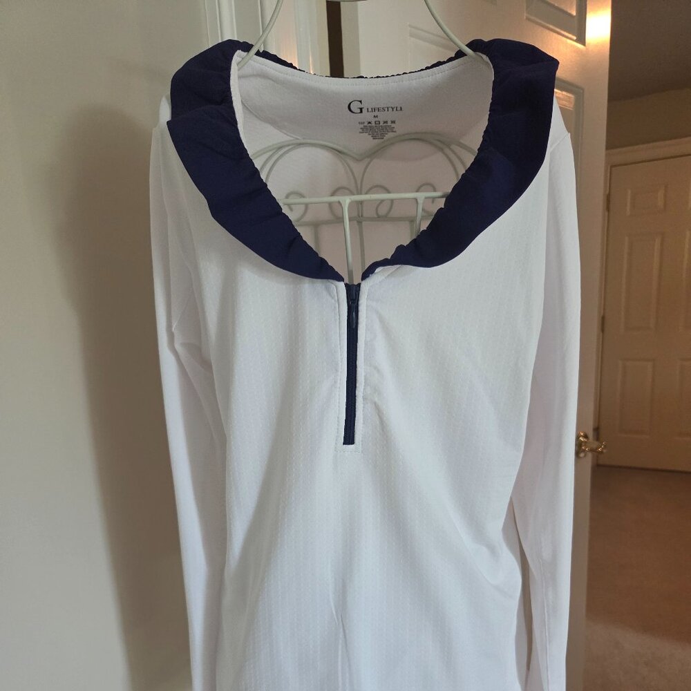 Womens G Lifestyle size M long sleeve golf shirt